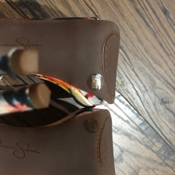 Stunning Floral Platform Ankle Strap Shoes - Jessica Simpson - Like New - Picture 6 of 7